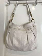 Load image into Gallery viewer, Coach Leather Hobo Handbag - Ivory- N°J05S-8B15