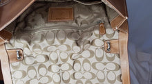 Load image into Gallery viewer, Coach Soho Buckle Envelope Handbag in Camel