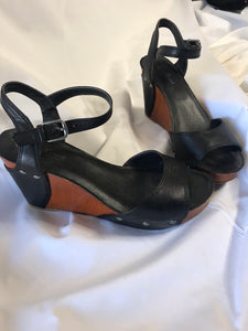 Lucky Brand Marshha Wedge Sandal, Size 38/8